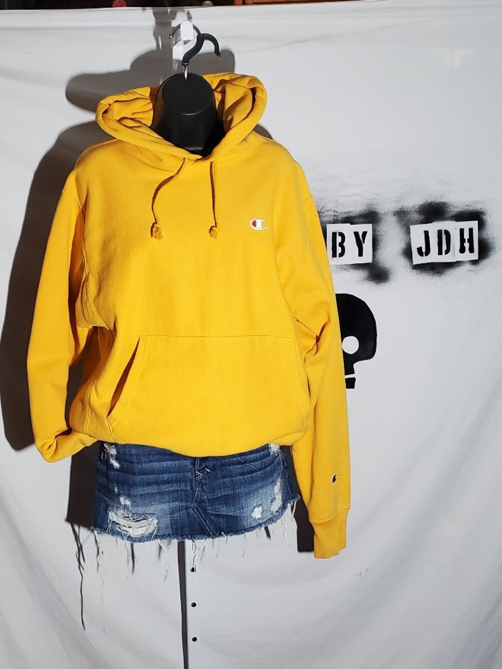 Champion Unisex Gold Reverse Weave Hoodie Size M **Read Description**